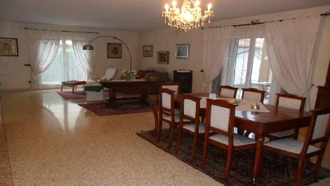 CASA SINGOLA RECENTE