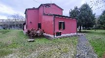 CASA SINGOLA CON TERRENO